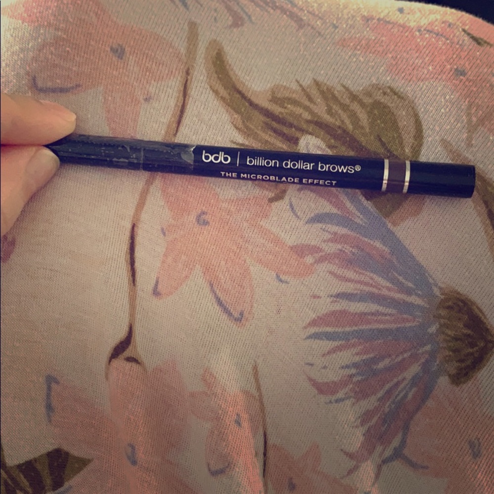 Billon Dollar Brows eye pencil (NEW)